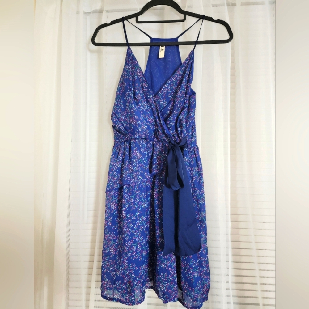 T.L.H. By Hype Blue Sleeveless Wrap Dress Size Medium